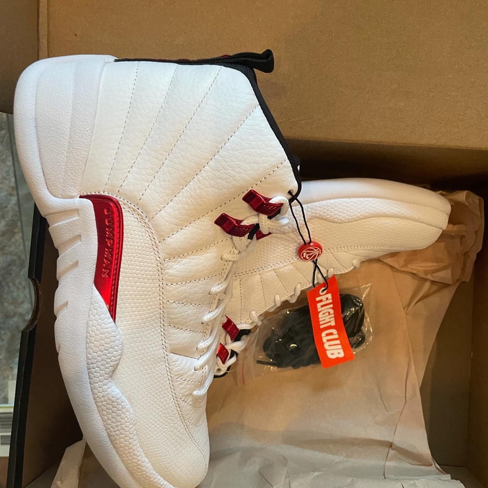 NWB my boy friend cheated on me so I’m selling it